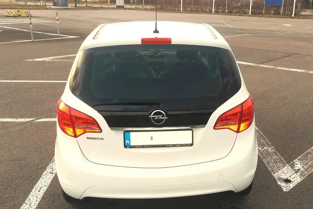 Opel Meriva cena 22900 przebieg: 111700, rok produkcji 2011 z Olsztyn małe 436